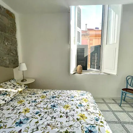 Via Roma House * Carloforte (Isola di San Pietro)