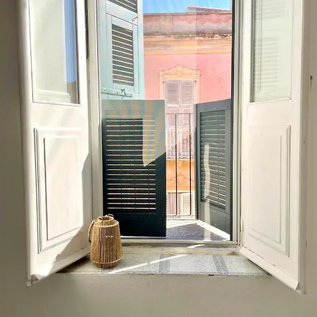 Via Roma House Carloforte (Isola di San Pietro)