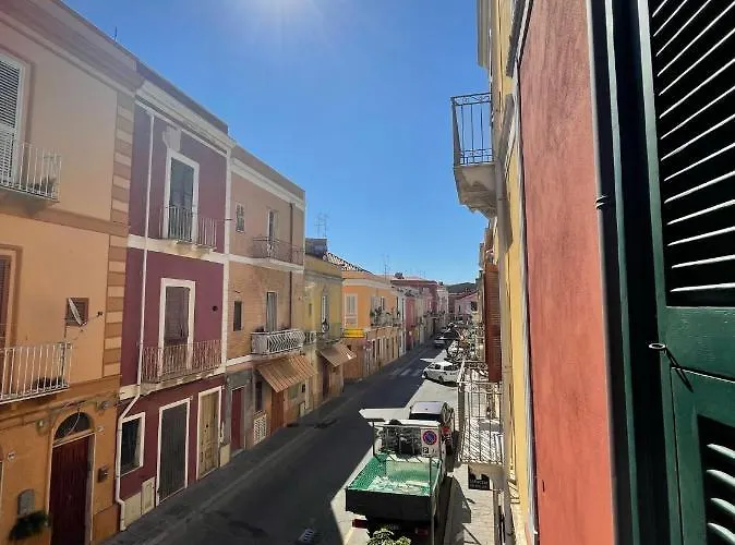 Сasa de vacaciones Via Roma House Carloforte (Isola di San Pietro)